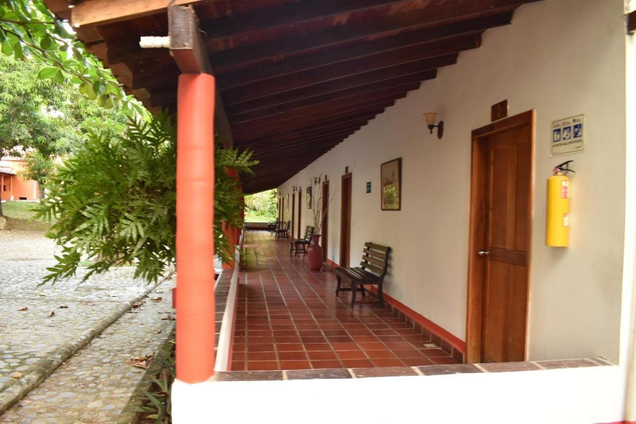 Hosteria Real Hotel Santa Fe de Antioquia Exterior foto